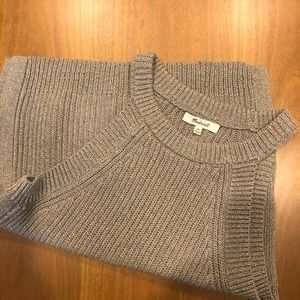 Madewell NWOT never worn women’s sweater tank in olive green/ size XS